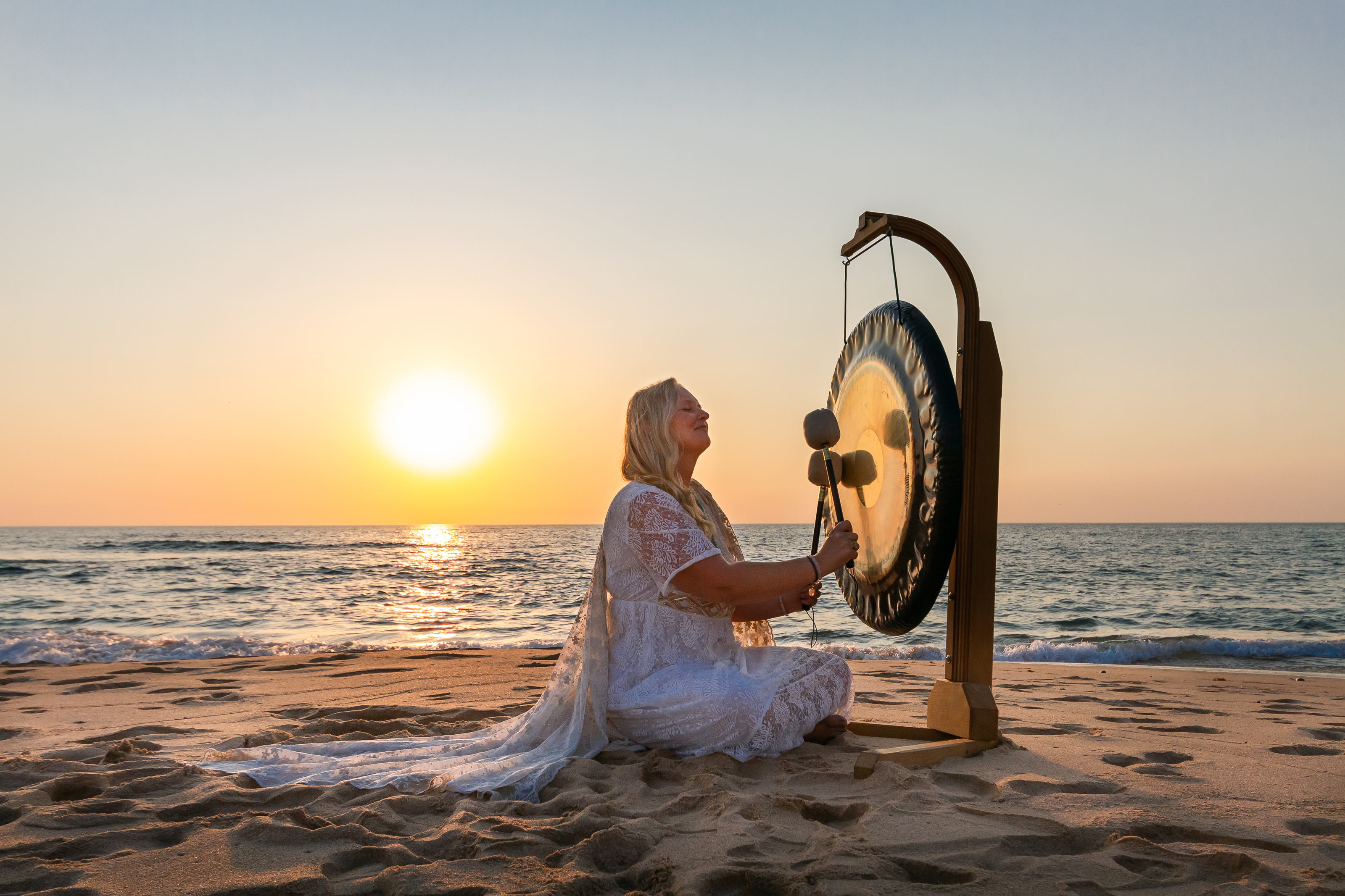 Gong Sound Healing at the beach in Aljezur